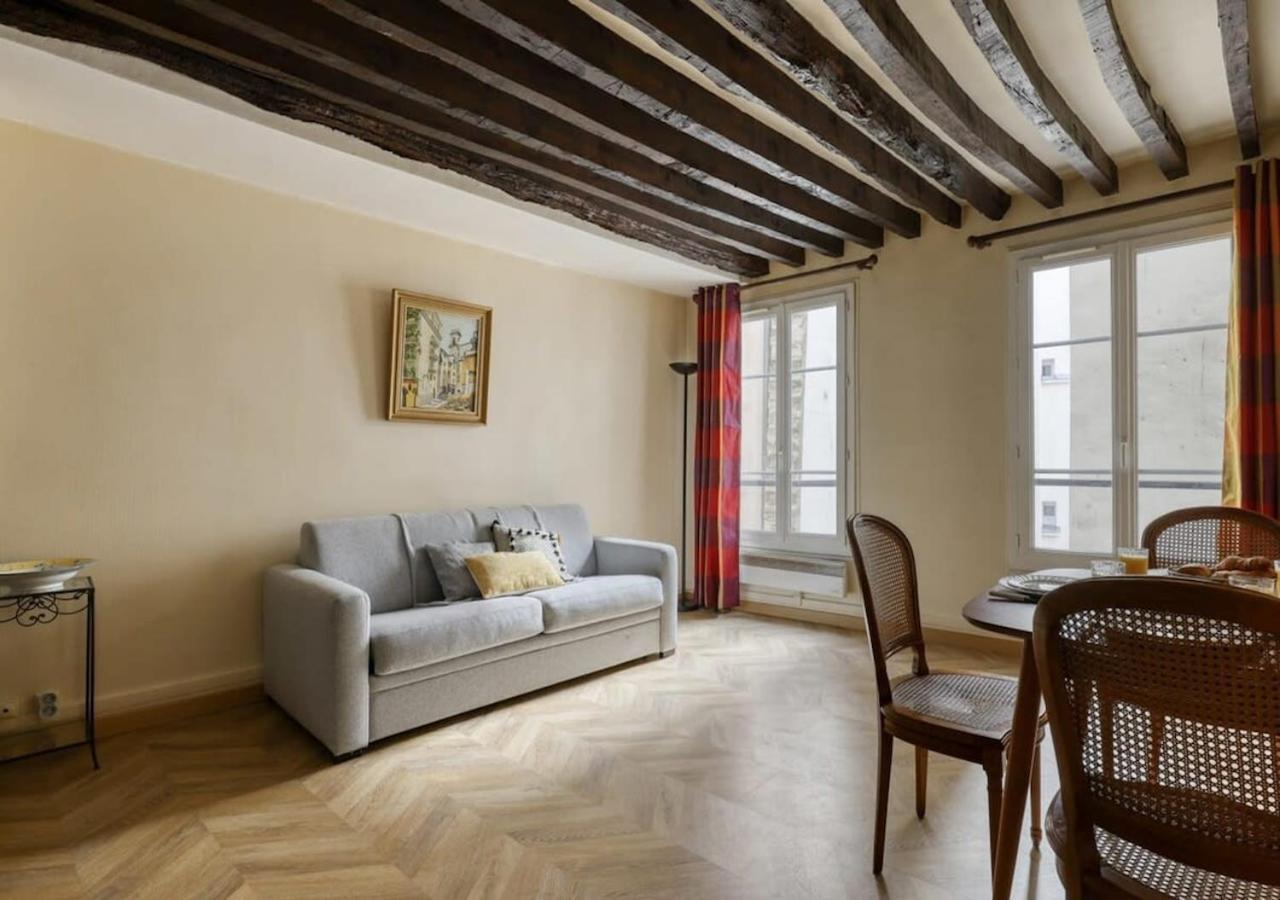 Typical & Charming Flat Near St Germain - Mid-term *